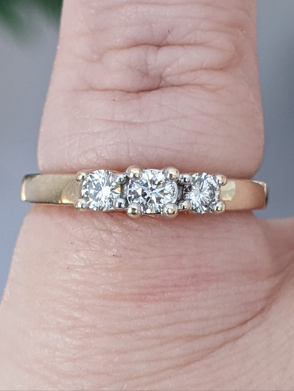 10K Gold Diamond Trilogy Ring